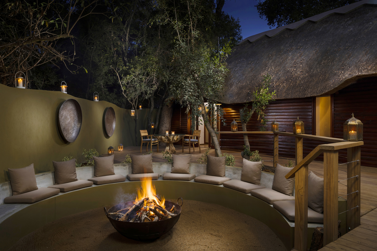  Africa, South Africa, Ulusaba Safari Lodge, Firepit