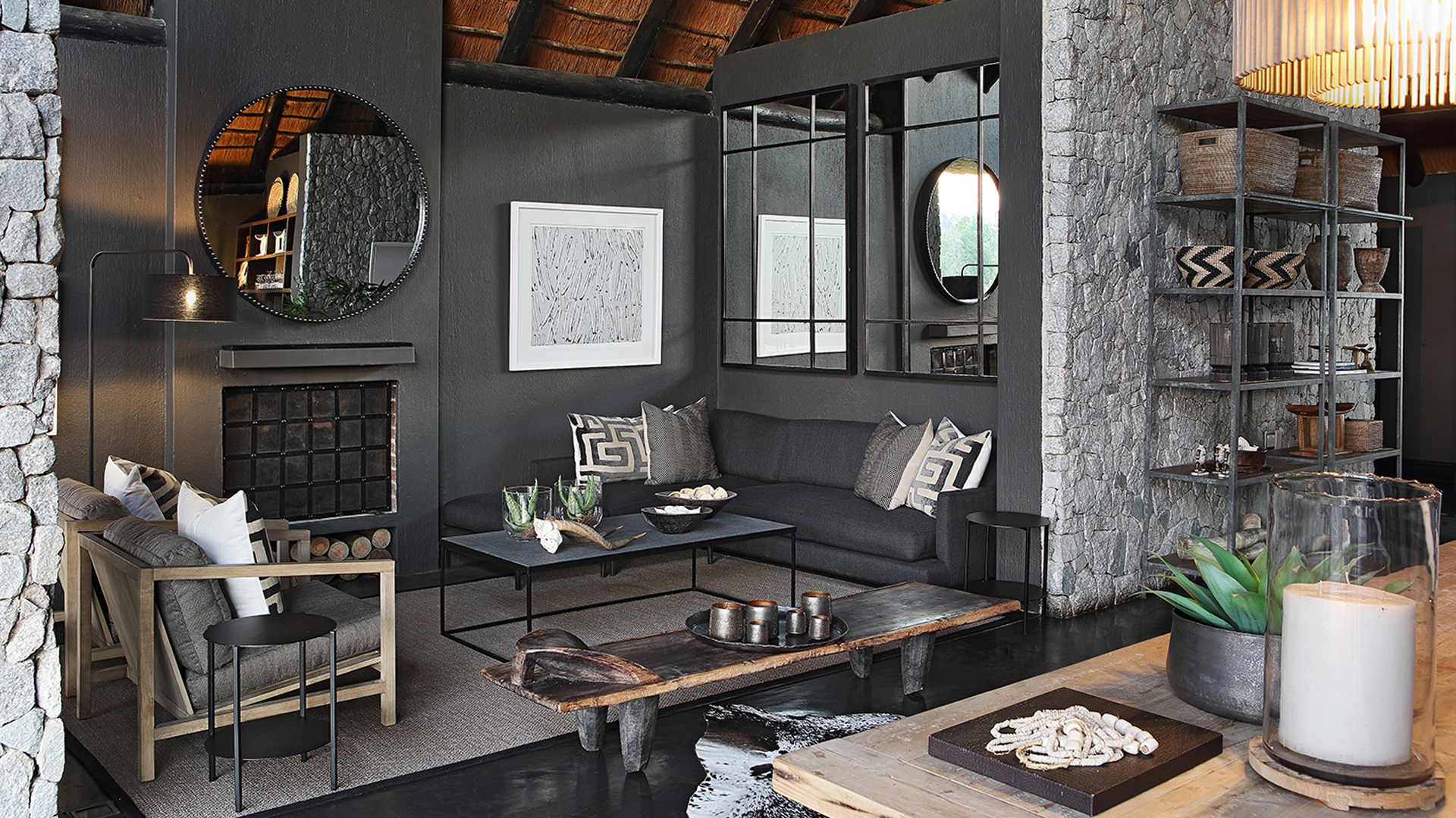  Africa, South Africa, Londolozi Private Granite Suites, Lounge area