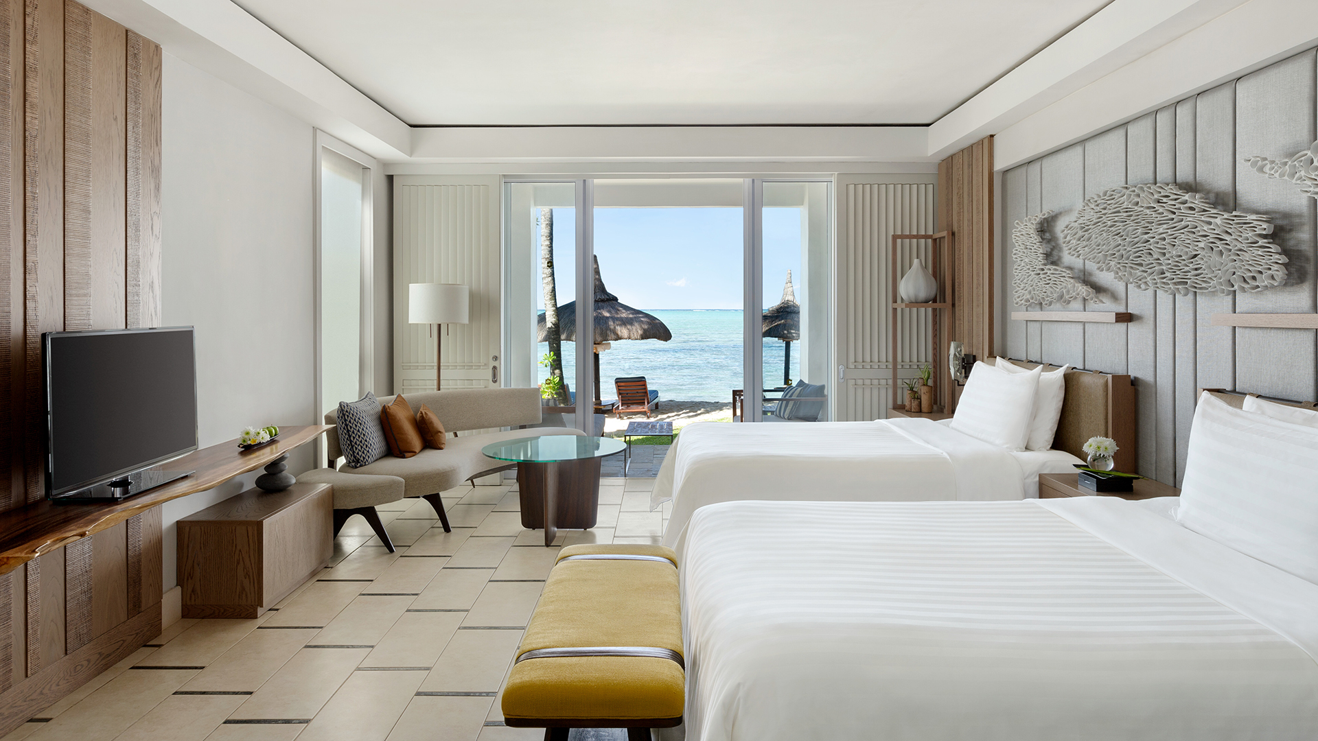 Indian Ocean, Mauritius, Shangri-La Le Touessrok Mauritius, Junior Suite Frangipani Beach Access