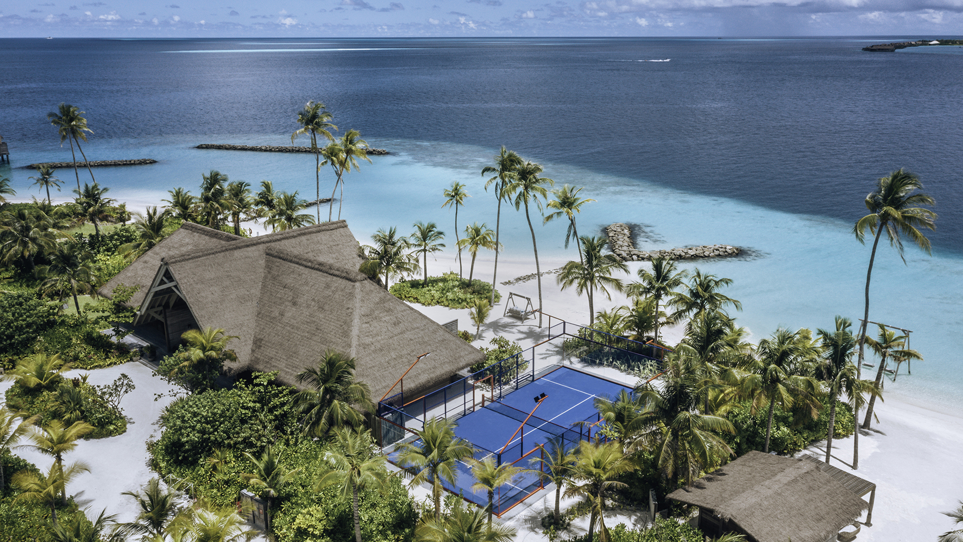 Indian Ocean, Maldives, Waldorf Astoria Ithaafushi Private Island, Tennis Court
