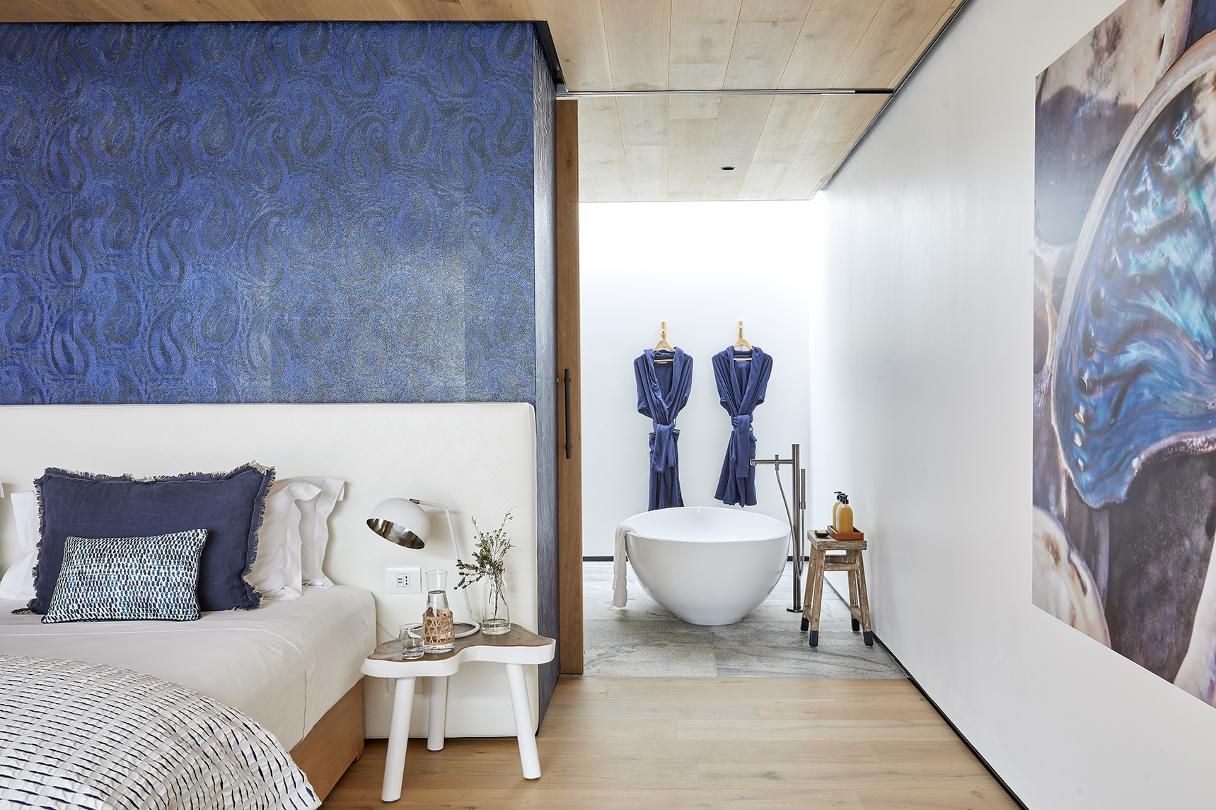 Africa, South Africa, Morukuru Family De Hoop Nature Reserve, Beach Lodge honeymoon suite 