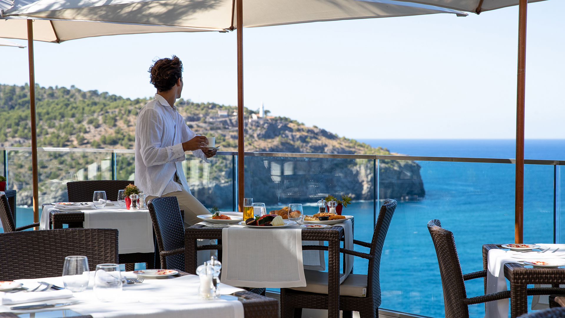 Europe, Spain, Mallorca, Jumeirah Port Soller Hotel & Spa, Cap Roig Brasserie