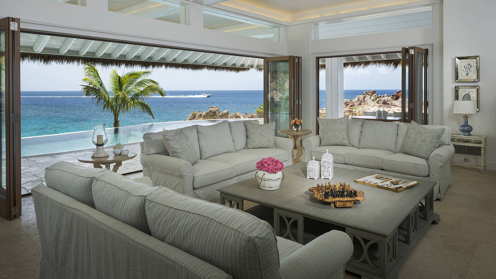 Branson Beach Estate on Moskito Island