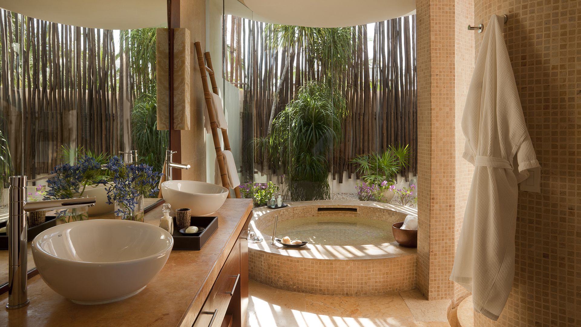 Caribbean, Bermuda & Mexico, Mexico, Rosewood Mayakoba, Beachfront bath