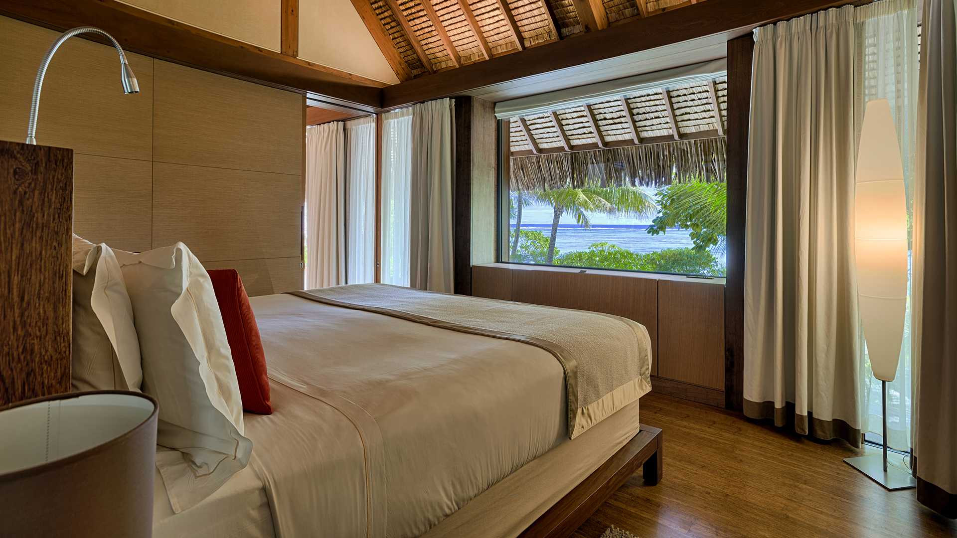  Worldwide, French Polynesia, The Brando, Bedroom