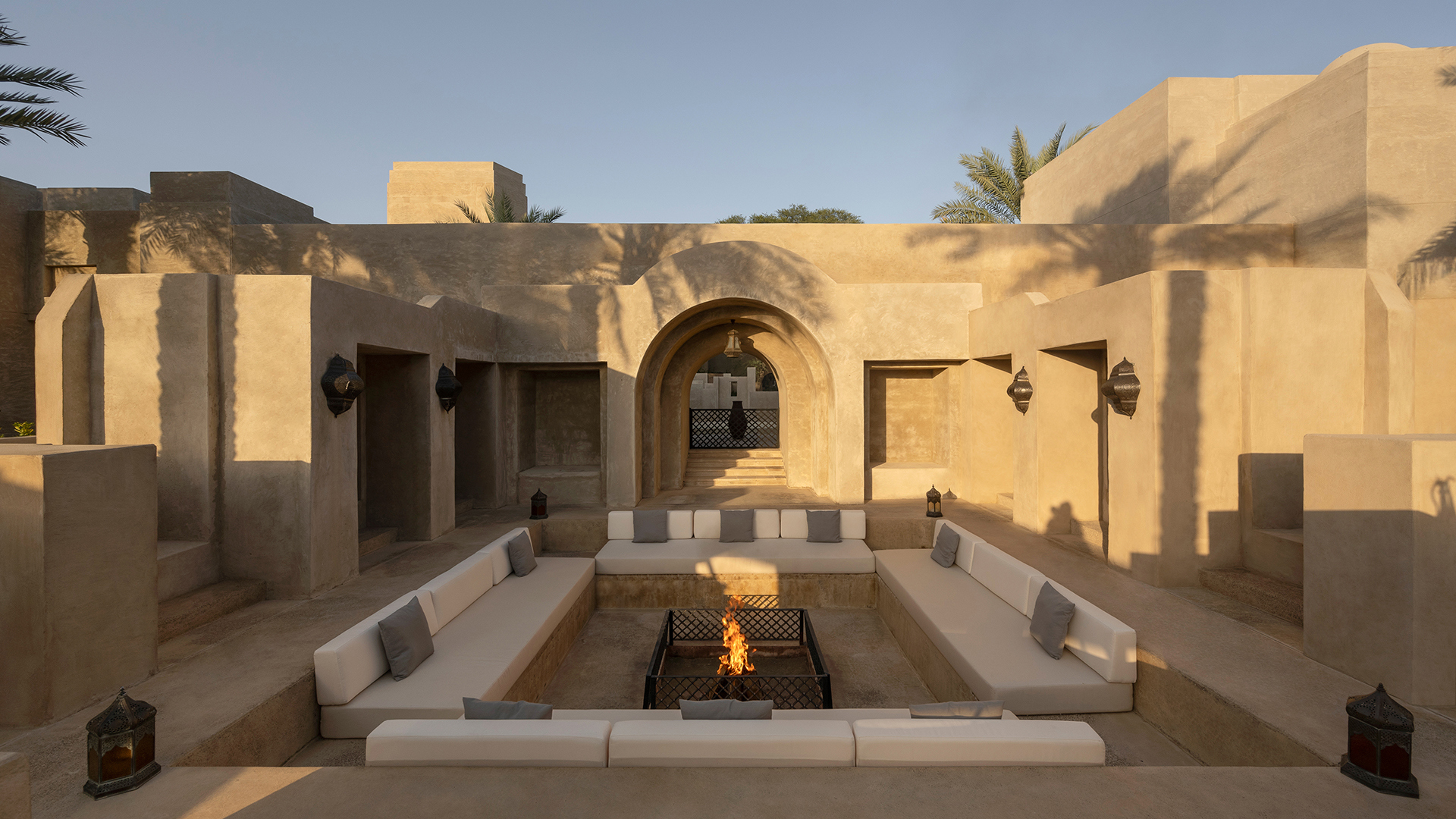 Middle East, Dubai, Bab Al Shams, Firepit