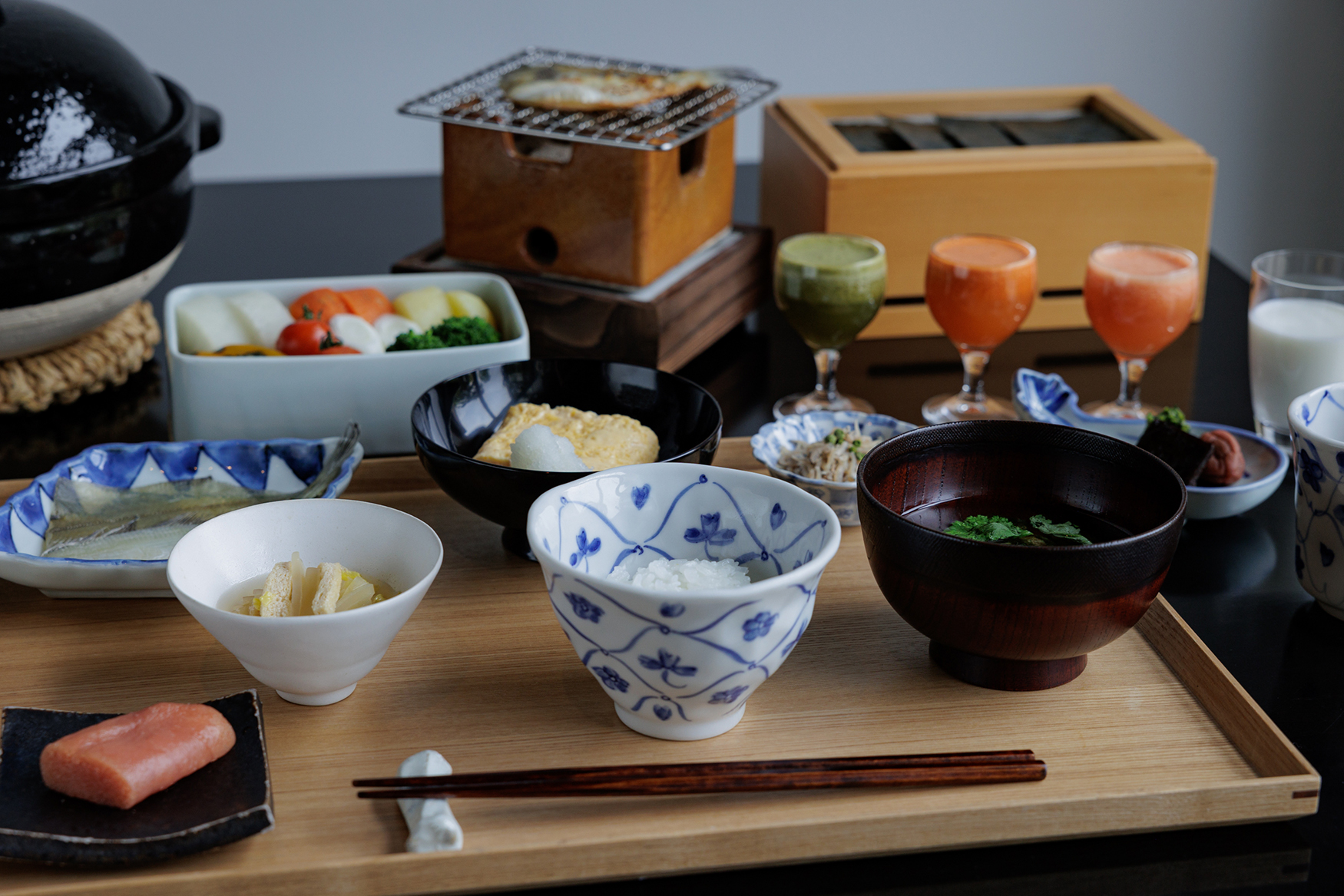 Asia, Japan, Beniya Mukayu, selection of small plates 