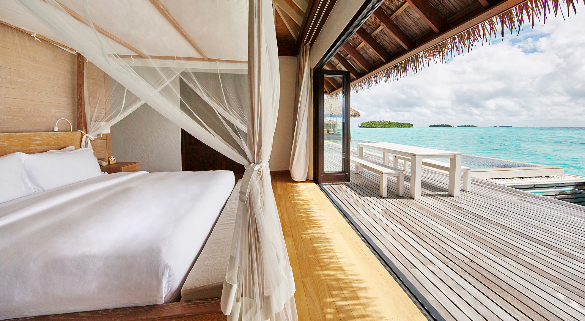 Indian Ocean, Maldives, COMO Maalifushi, Villa on the water