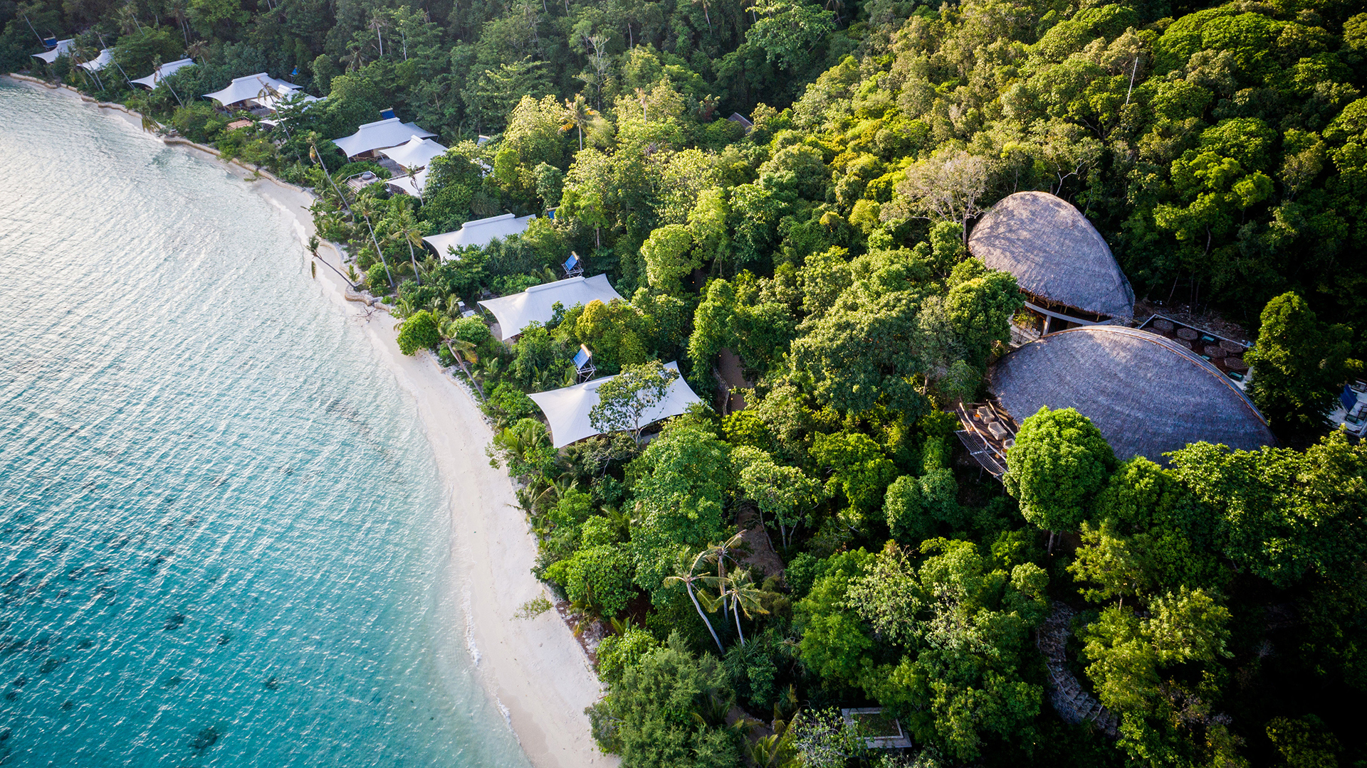  Worldwide, Indonesia, Bawah Reserve, Resort