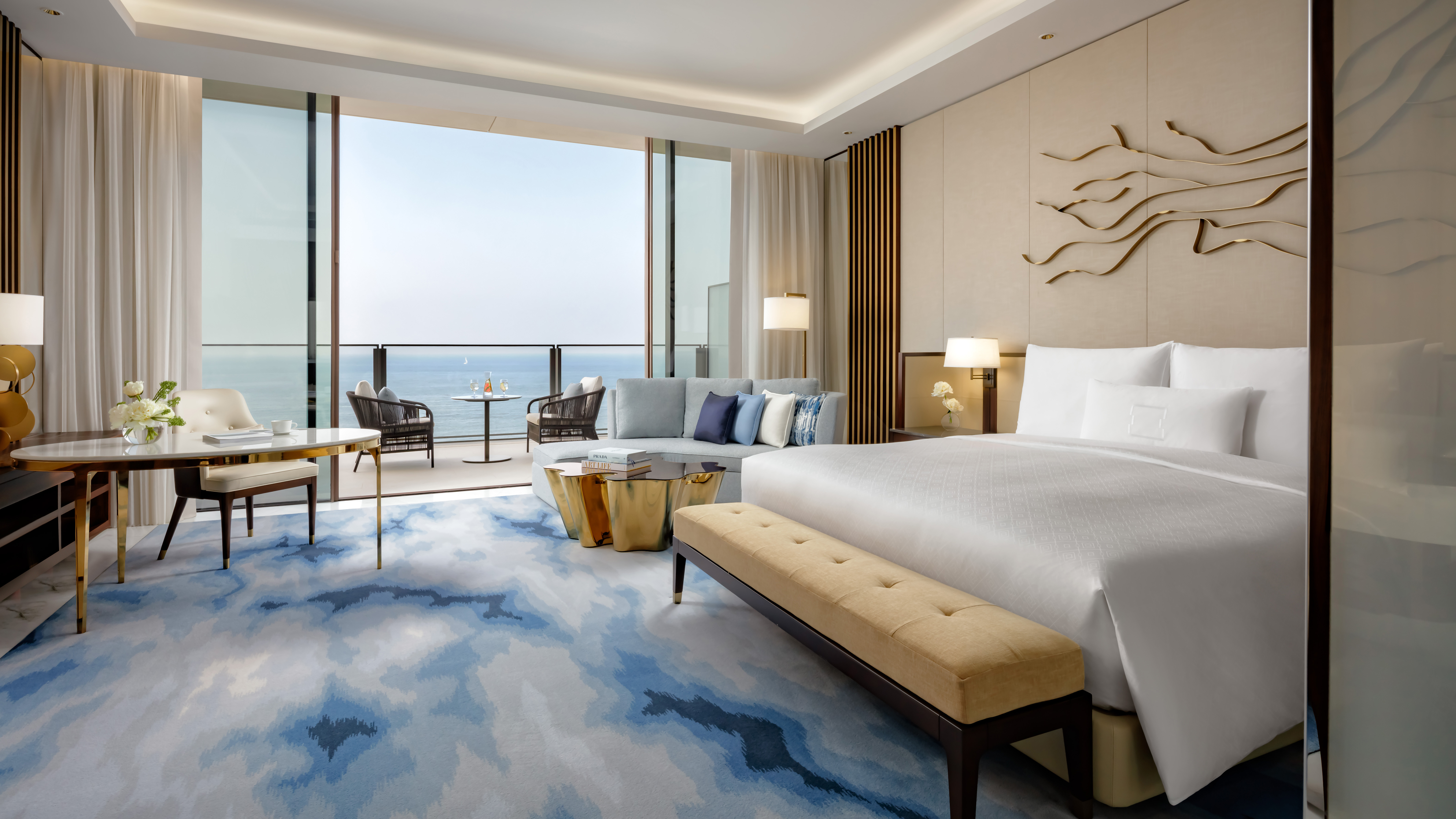 Indian Ocean & Arabia, Dubai, Atlantis, The Royal, Seascape King