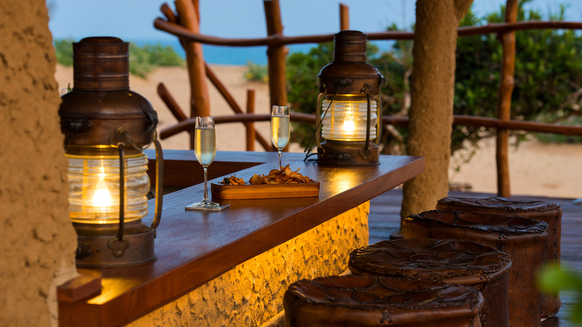  Worldwide, Sri Lanka, Uga Chena Huts, Bar