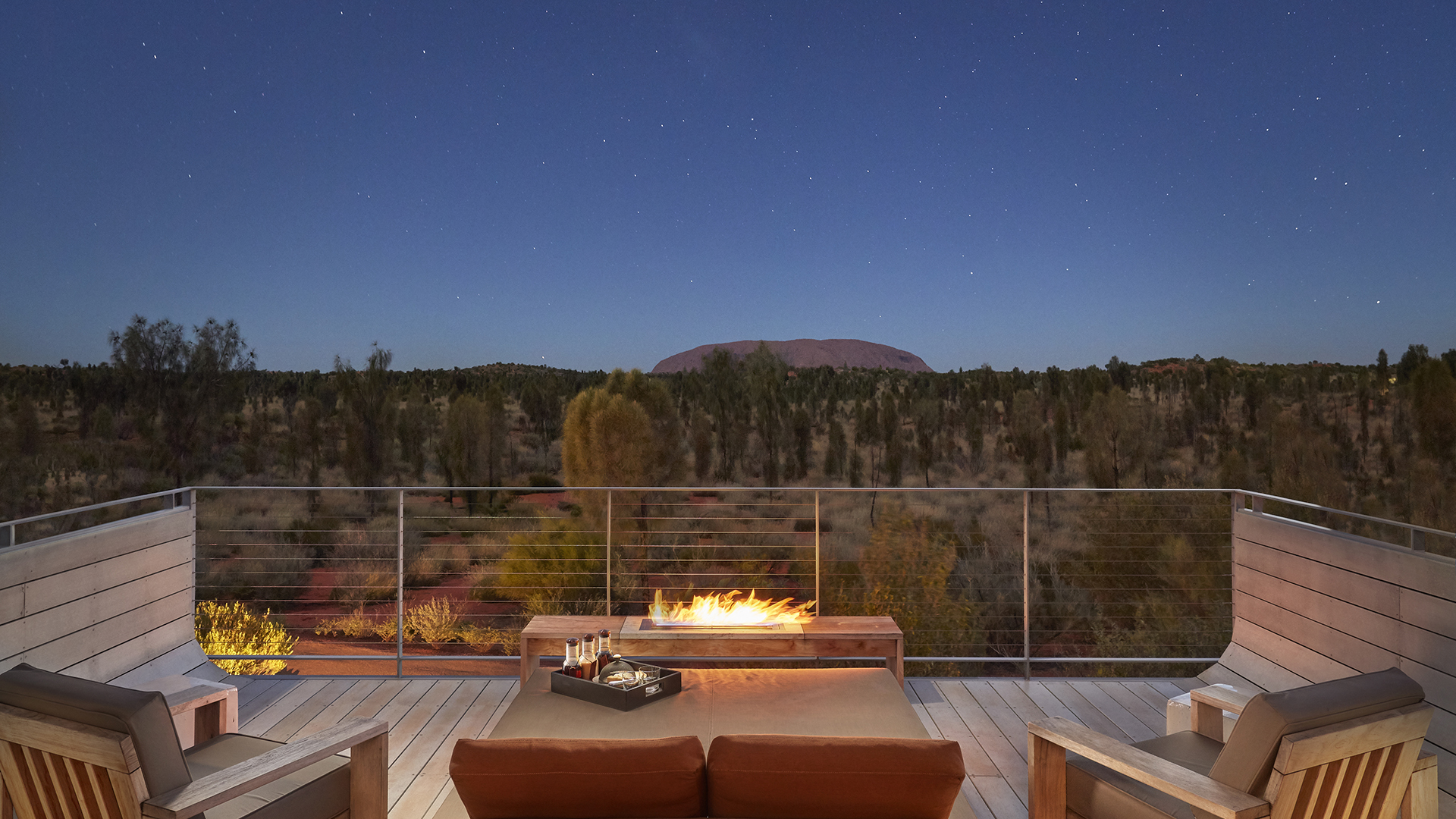 Indian Subcontinent, Far East & Australasia,  Australia, Longitude 131, Balcony Views