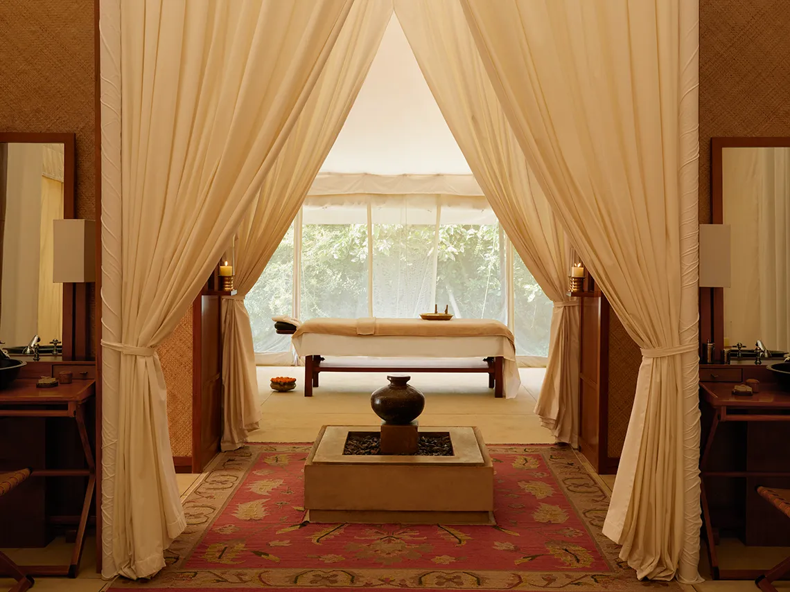 Asia, India, Aman-i-Khas, spa tent treatment room