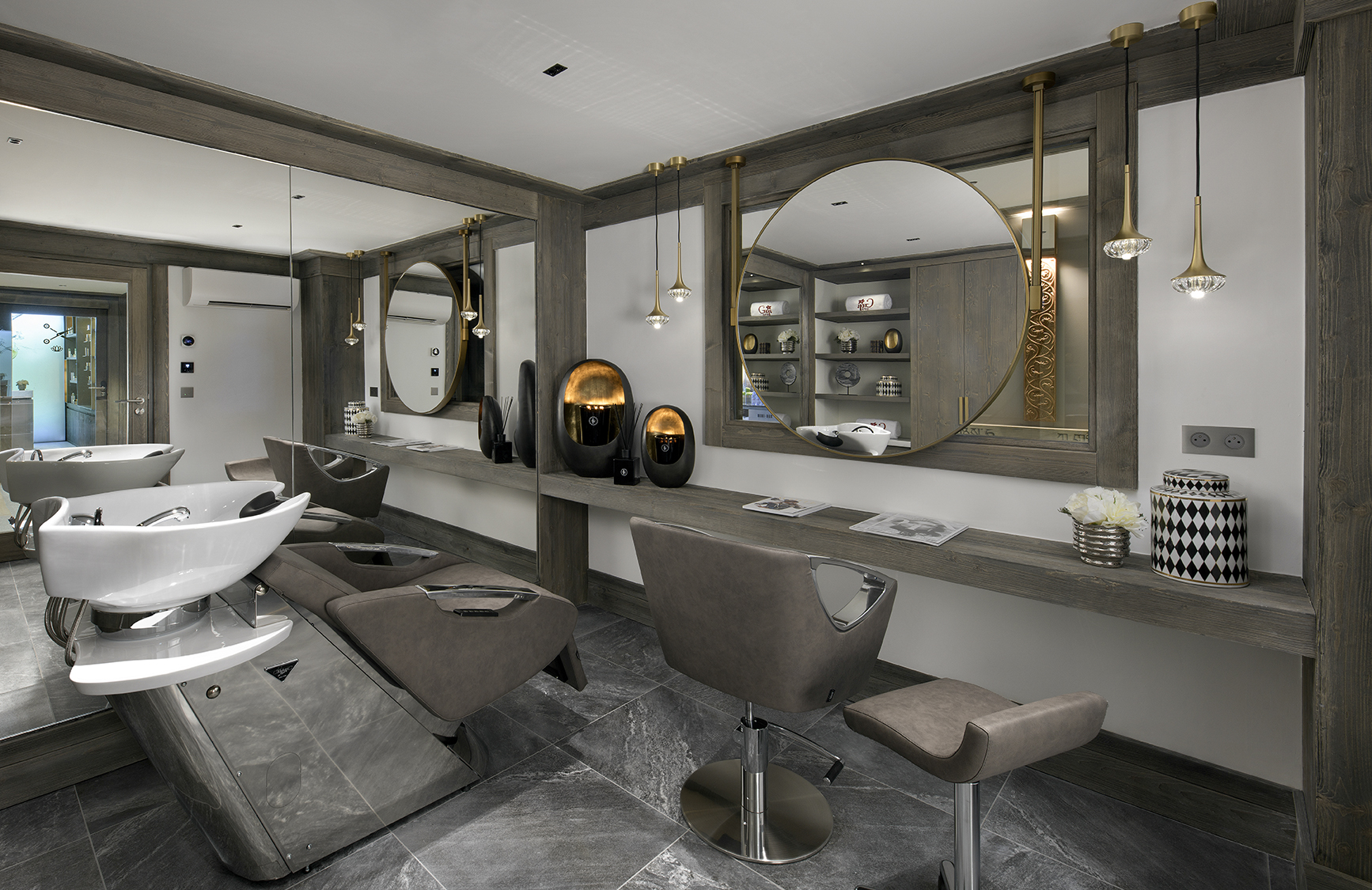Ski & Snow, Europe, France, Val d'Isere, K2 Chogori, hair salon 