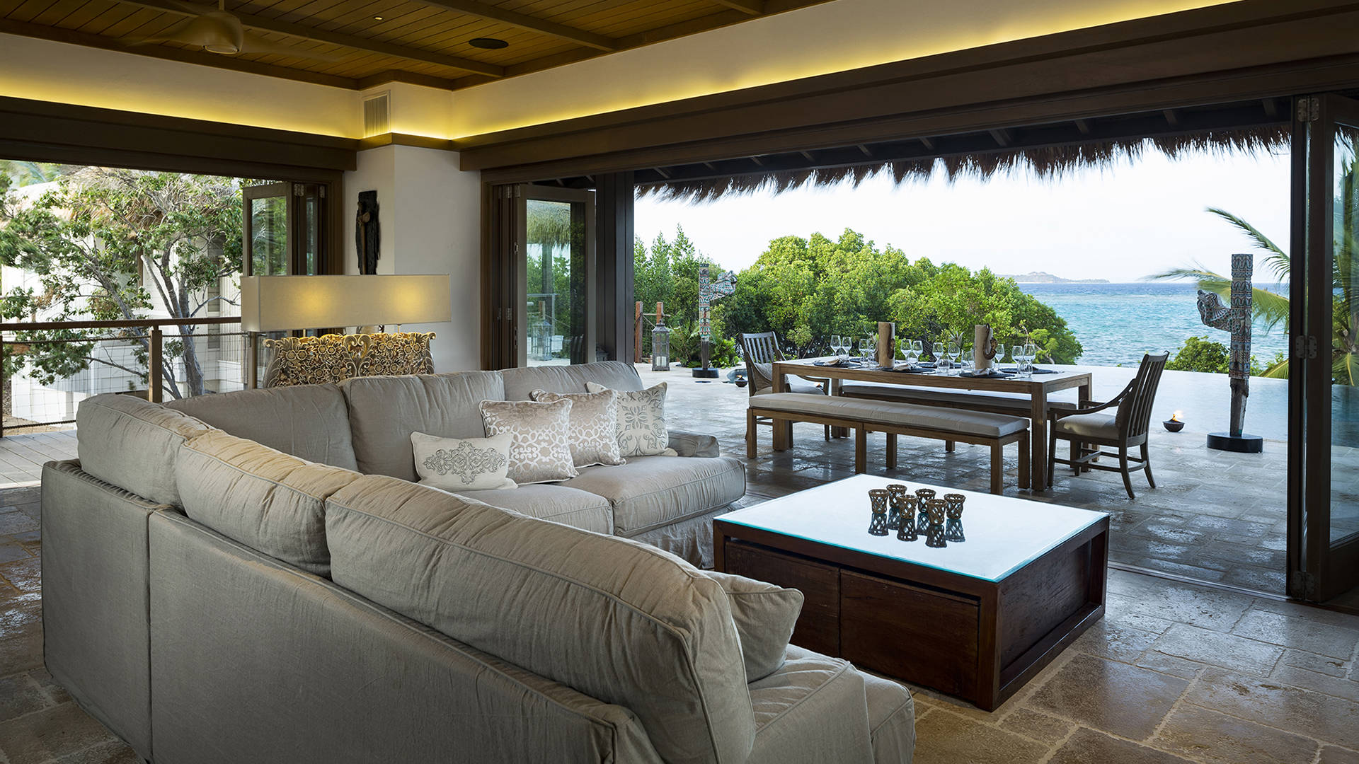 Branson Beach Estate on Moskito Island