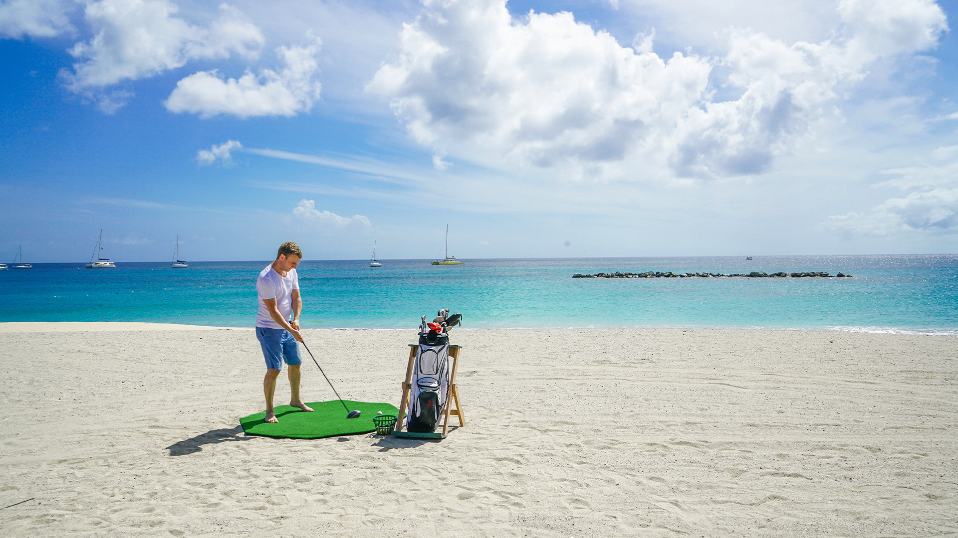 Caribbean, St Kitts, Nevis & Anguilla, Beach golf