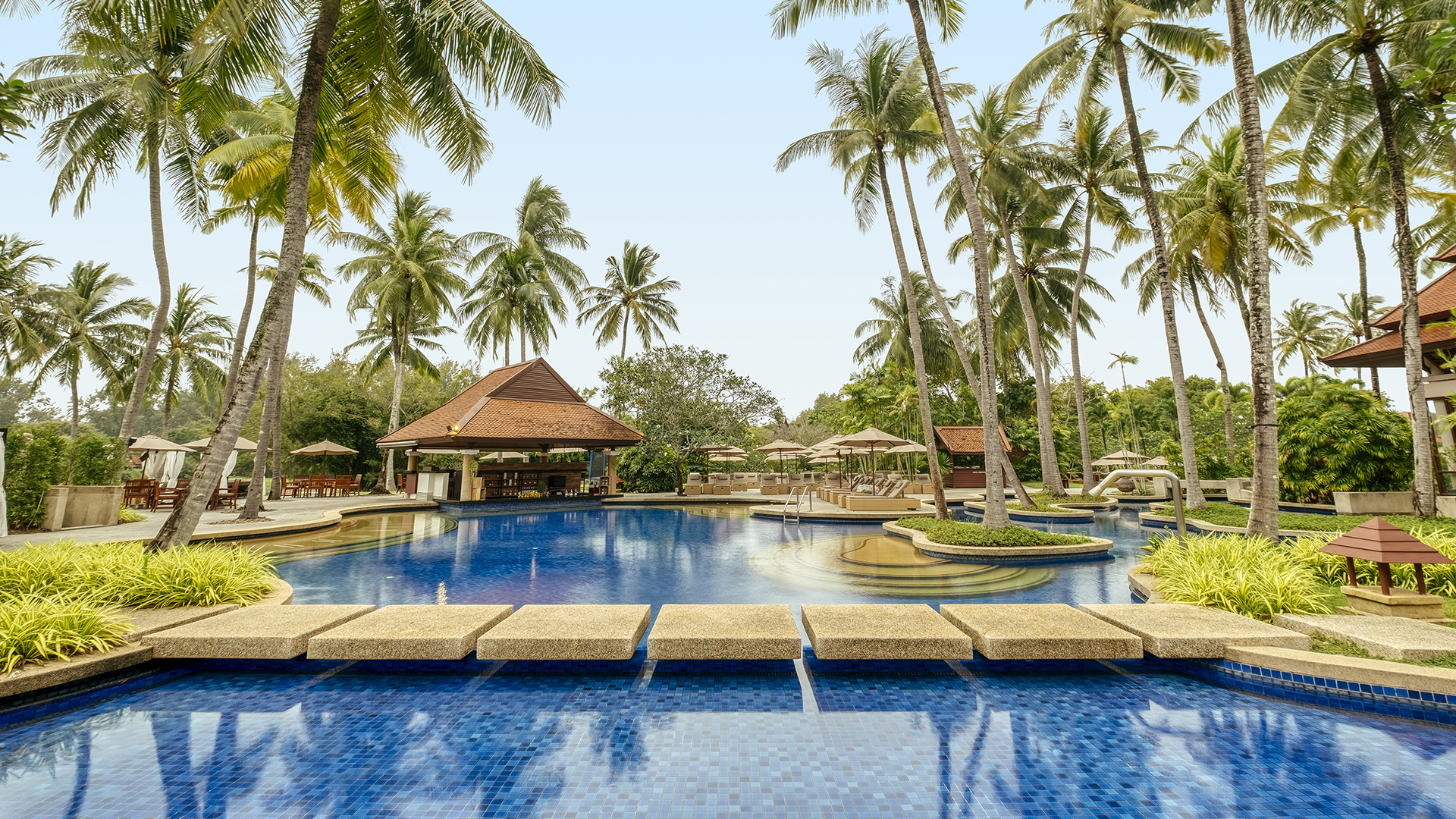  Indian Subcontinent, Far East & Australasia, Thailand, Banyan Tree Phuket, Swimming pool