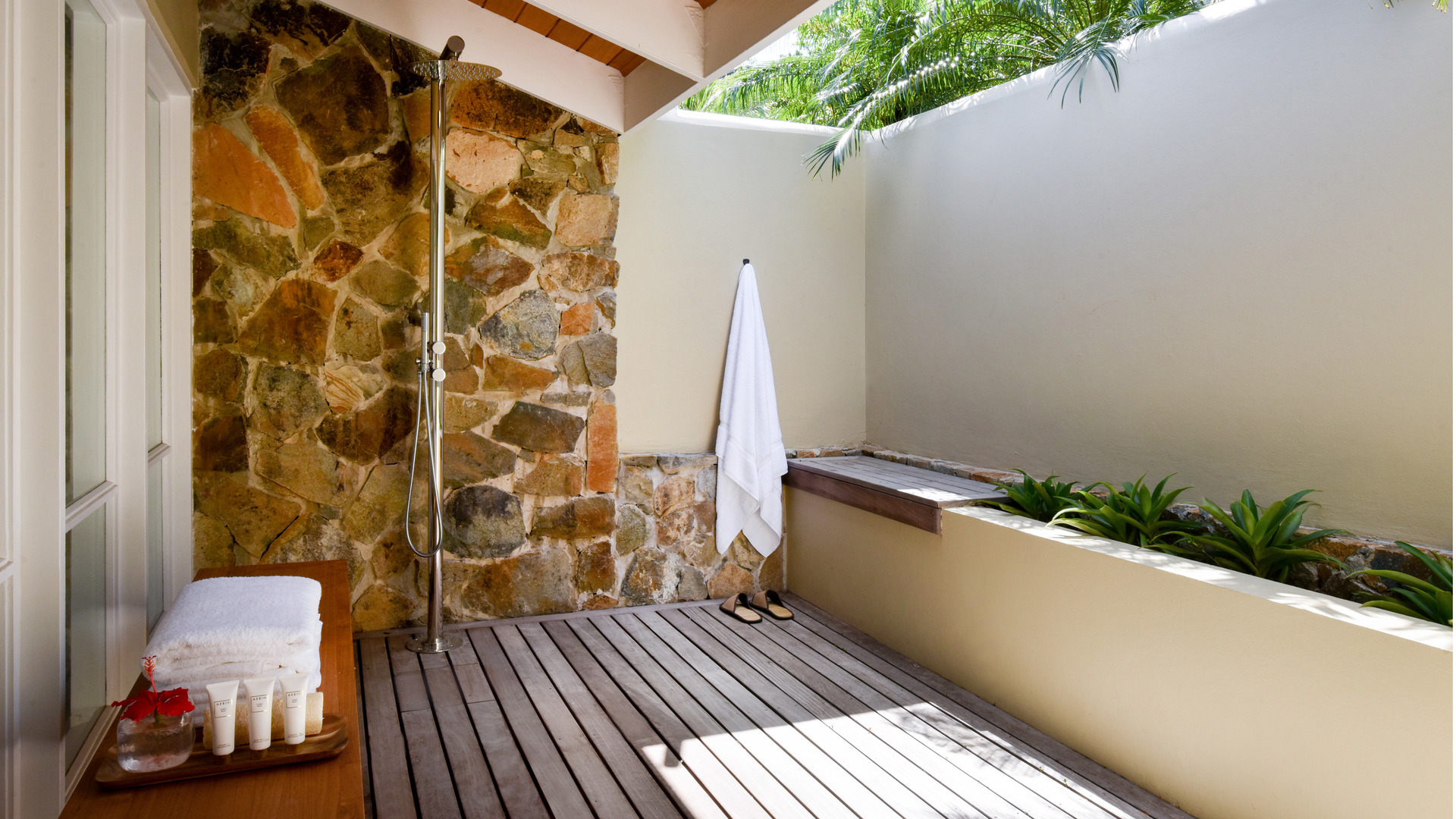 Caribbean, British Virgin Islands, Little Dix Bay, Outdoor Shower