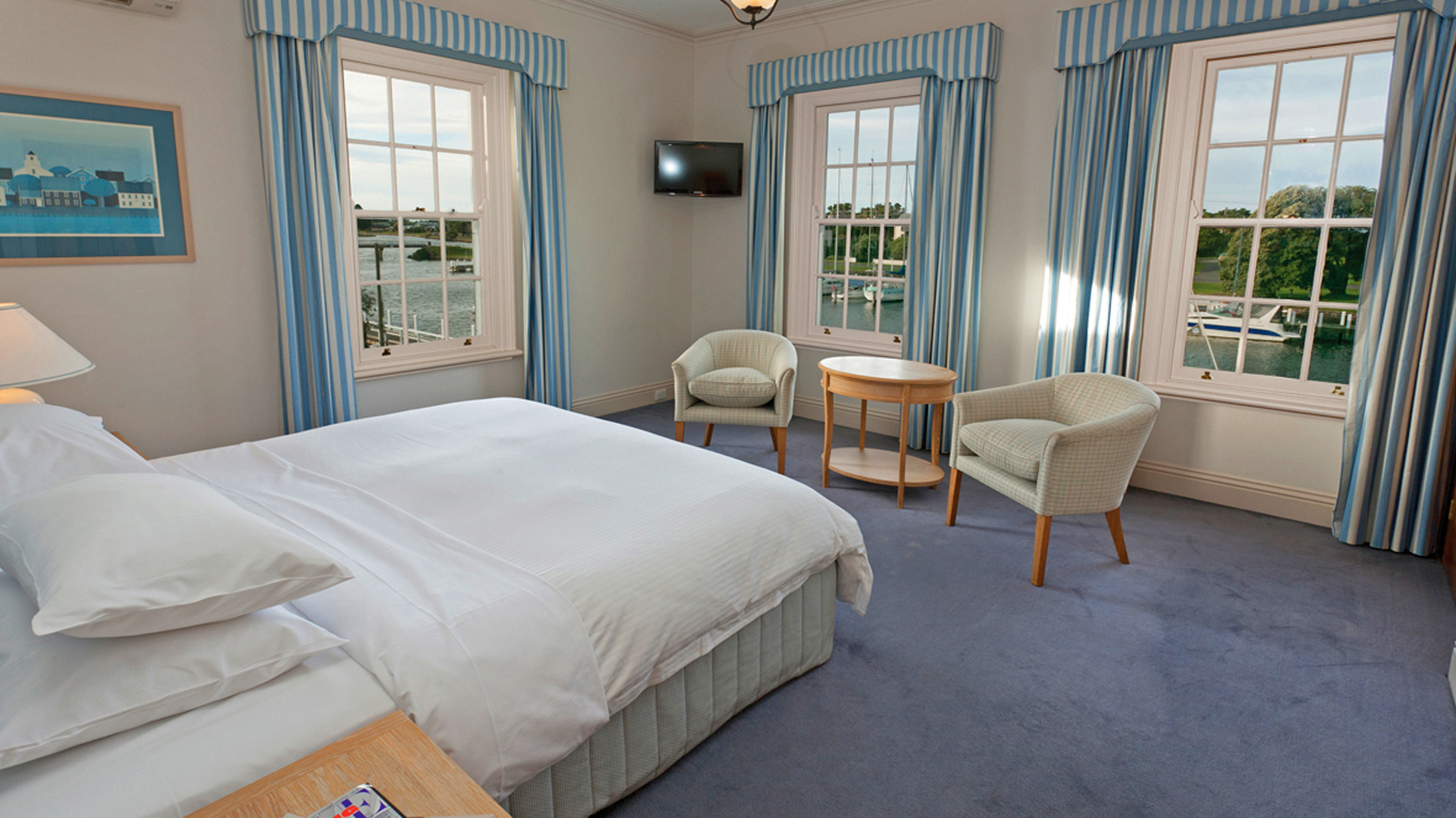  Worldwide, Australia, Oscars waterfront, Bedroom