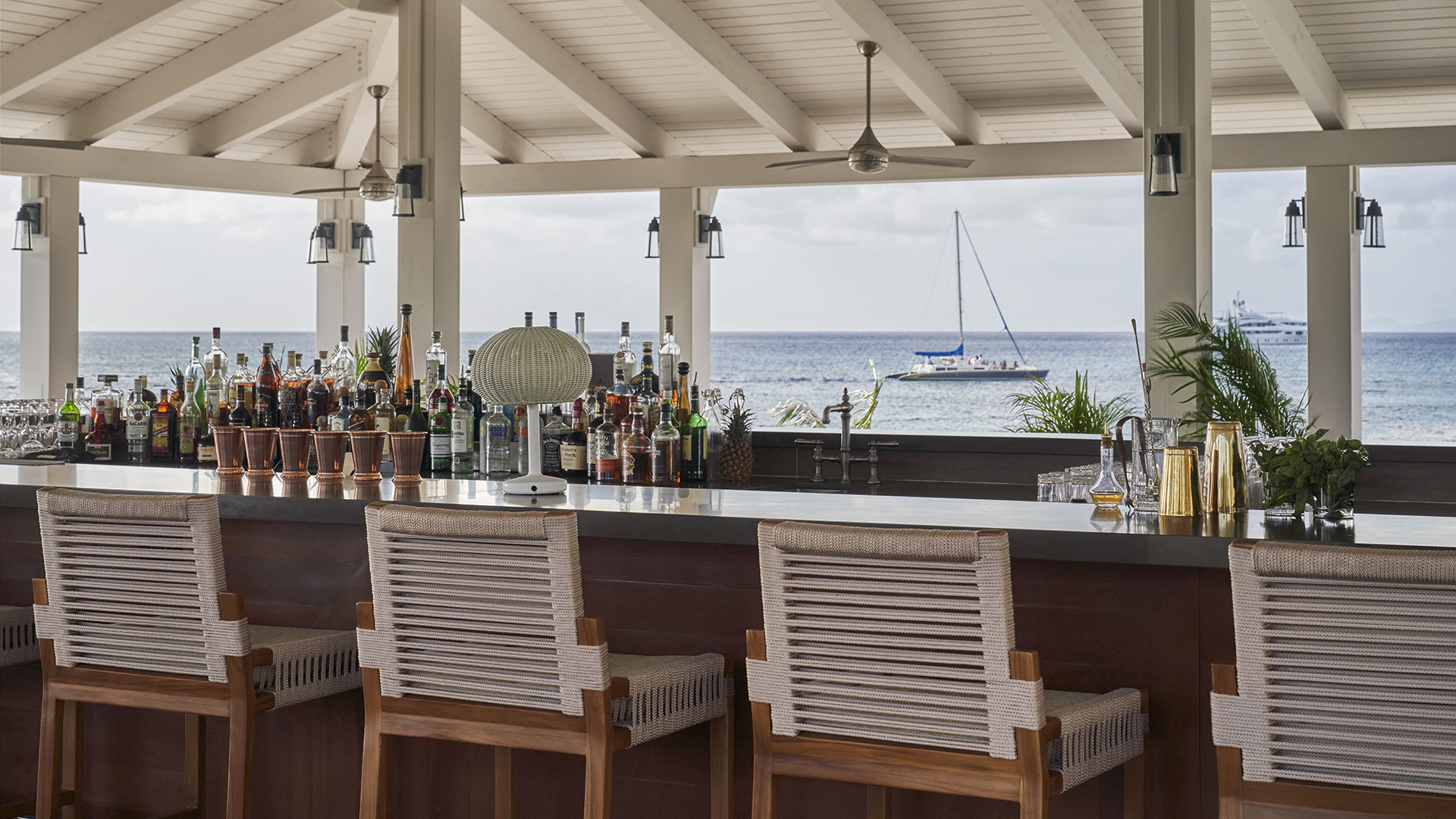 Luxury Caribbean Holidays, Nevis, Four Seasons Resort Nevis, Bar