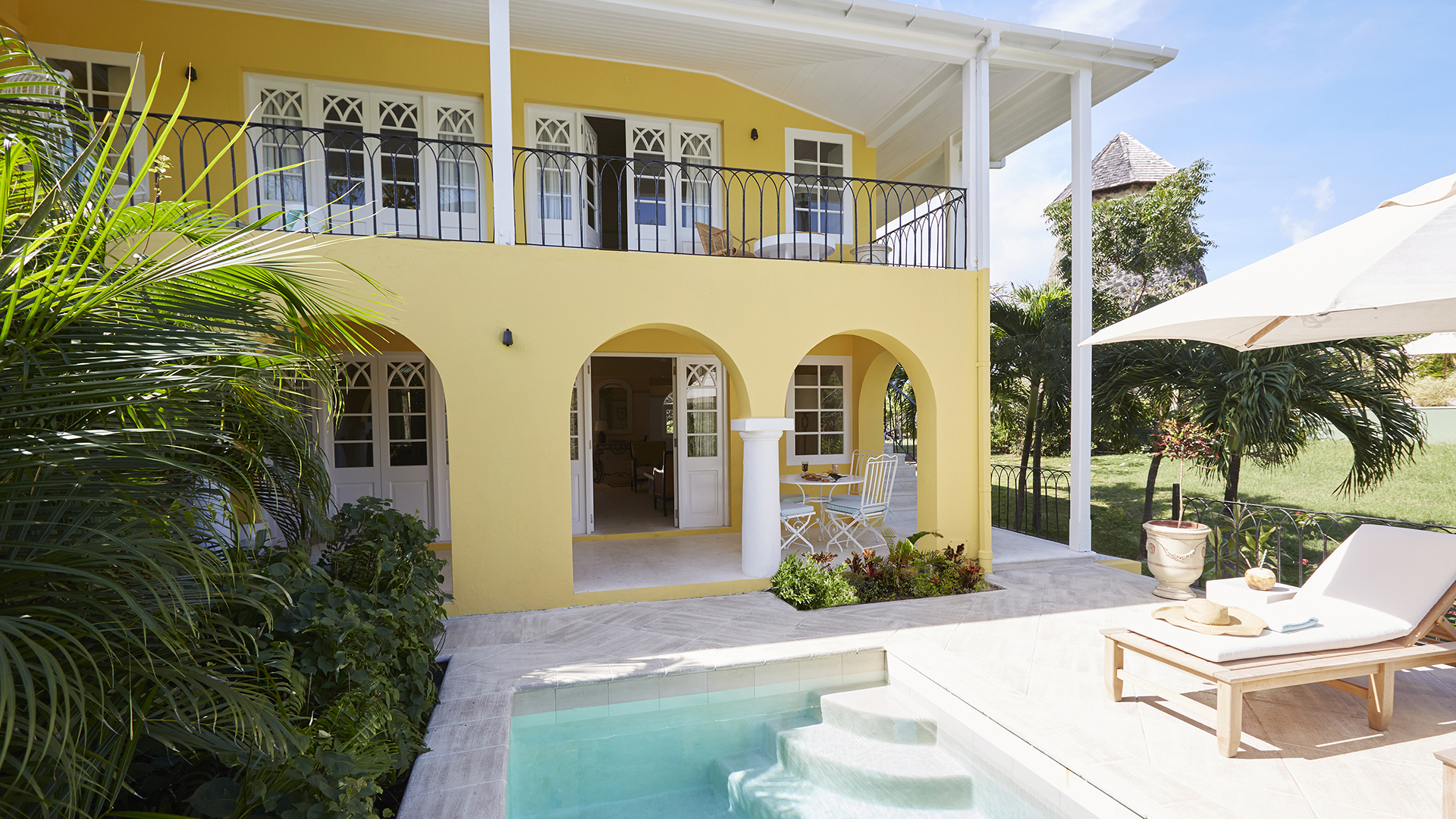 Caribbean, The Grenadines, Mustique, Cotton House, Villa Pool