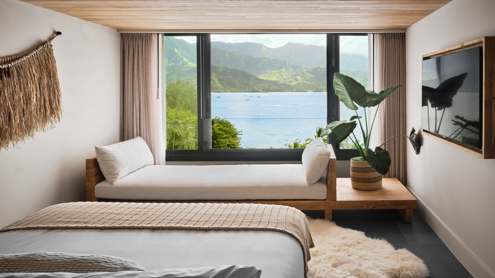  North America & Canada, Hawaii, 1 Hotel Hanalei Bay, Suite Lounger