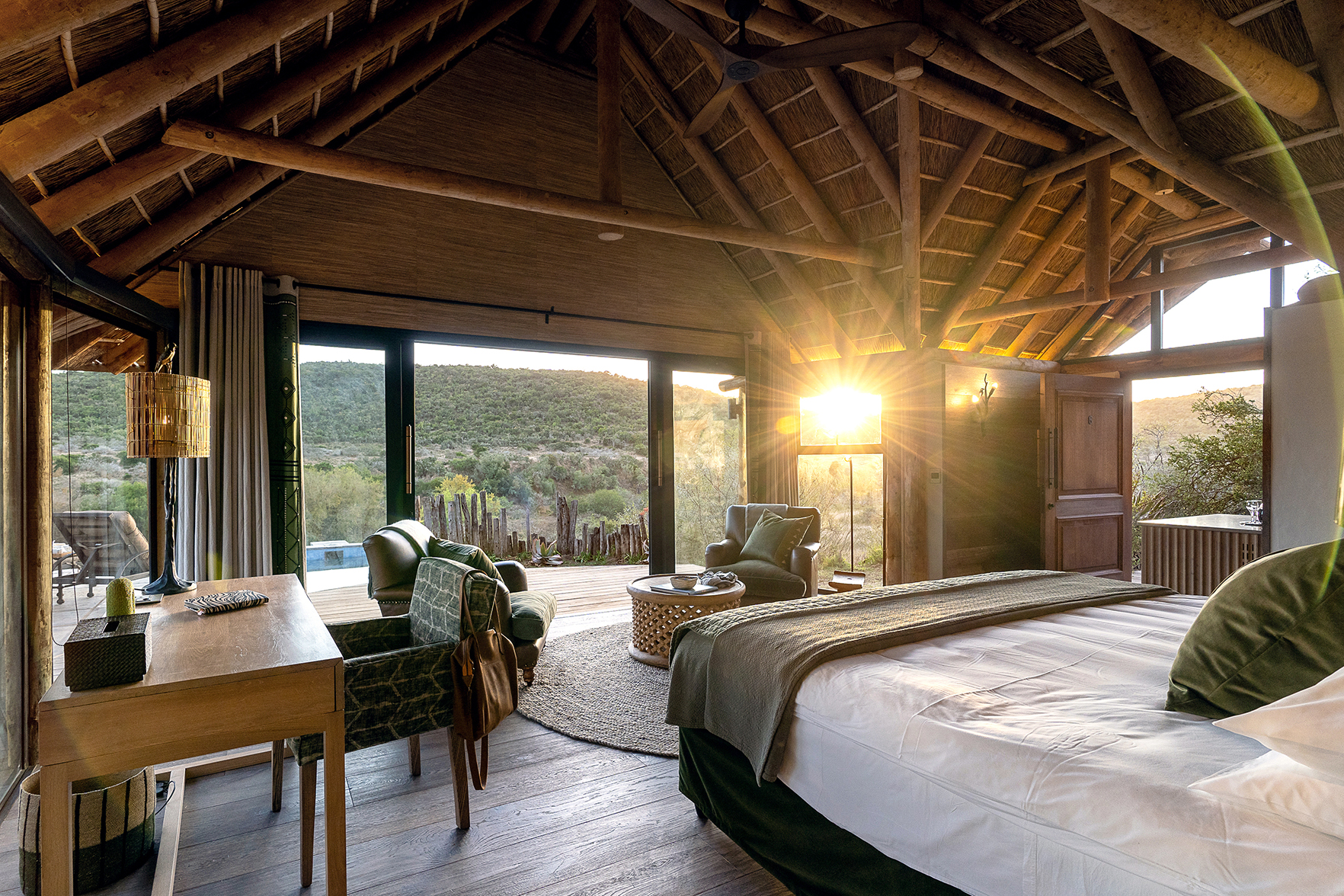 Africa, South Africa, Kwandwe Private Game Reserve, Great Fish River Lodge, bedroom