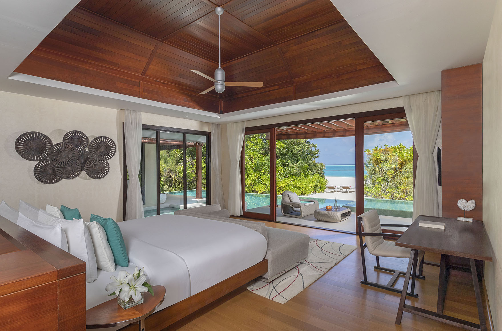Indian Ocean, Maldives, Niyama Private Islands, villa bedroom with pool and beach view
