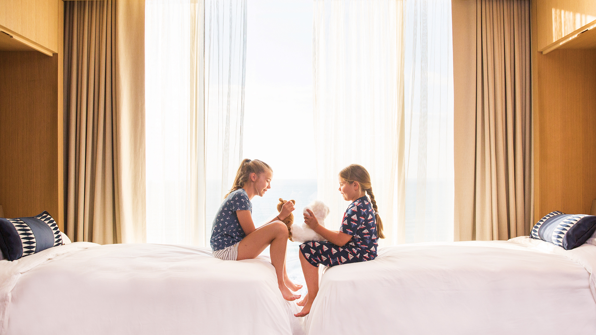 Jumeirah Beach Hotel Ocean Club Superior Room