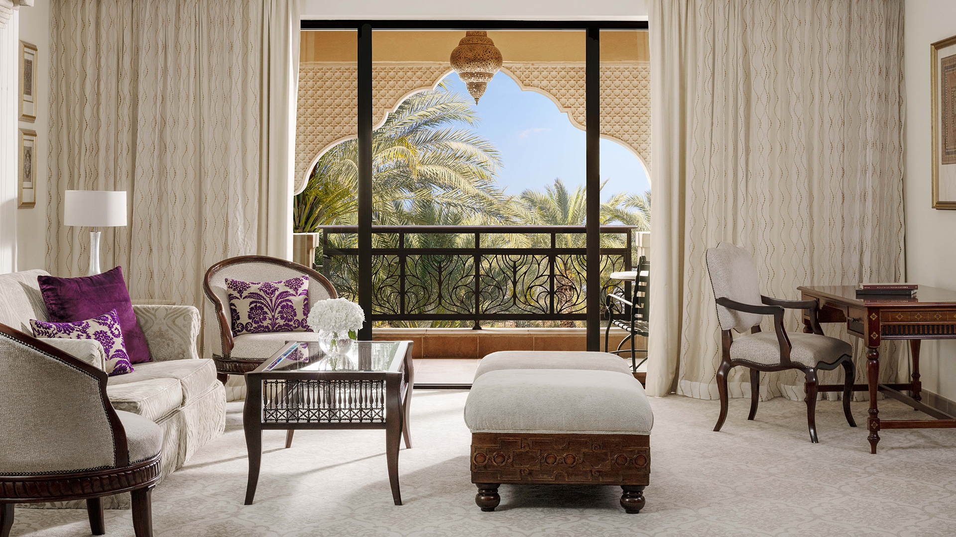 Indian Ocean & Arabia, Luxury Dubai holidays, One&Only Royal Mirage - Residence & Spa, Executive Suite Lounge