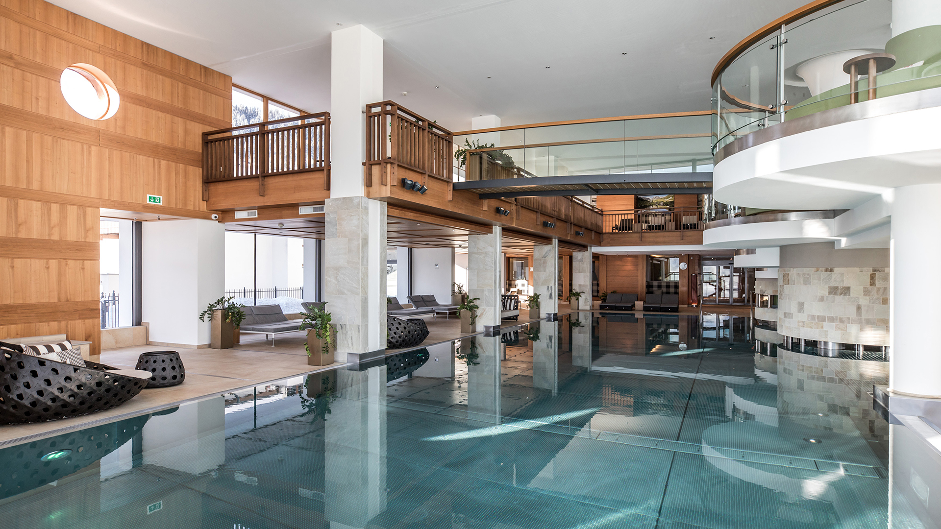 Luxury Ski & Snow, Austria, Schlosshotel Fiss, Swimming pool