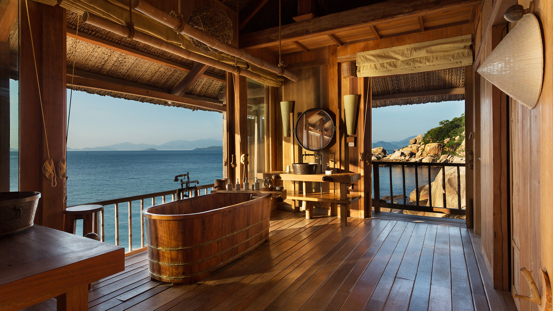  Worldwide, Vietnam, Six Senses Ninh Van Bay, Rock villa bathroom