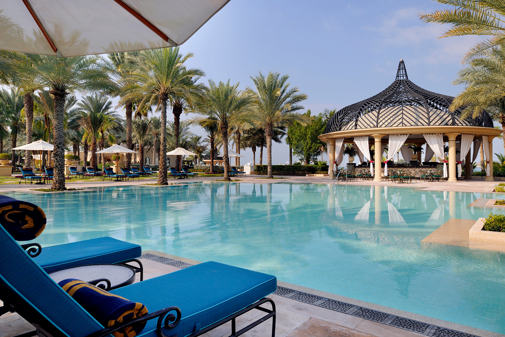 Arabia, Dubai, One&Only Royal Mirage - The Palace, grand pool