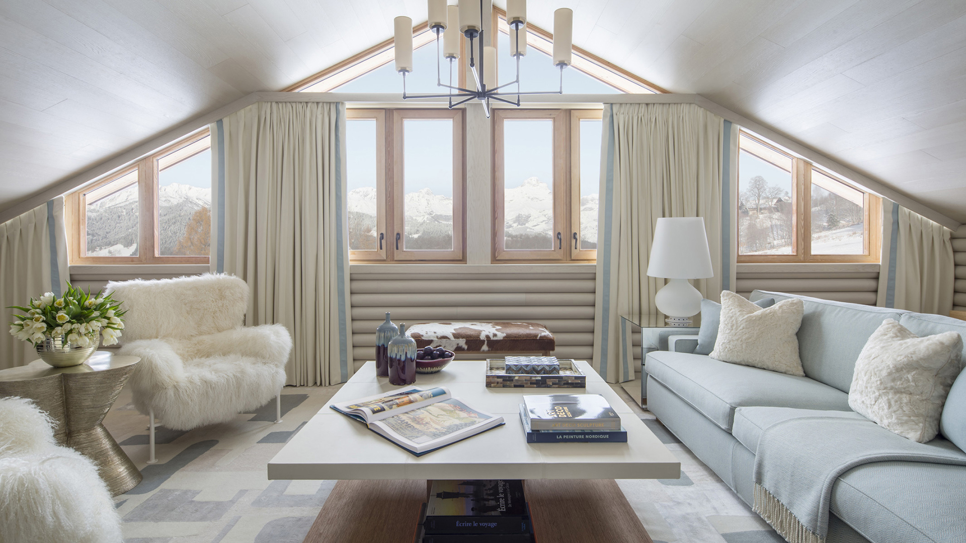 France, Megève, Four Seasons Hotel Megève, Suite D'Arbois Lounge