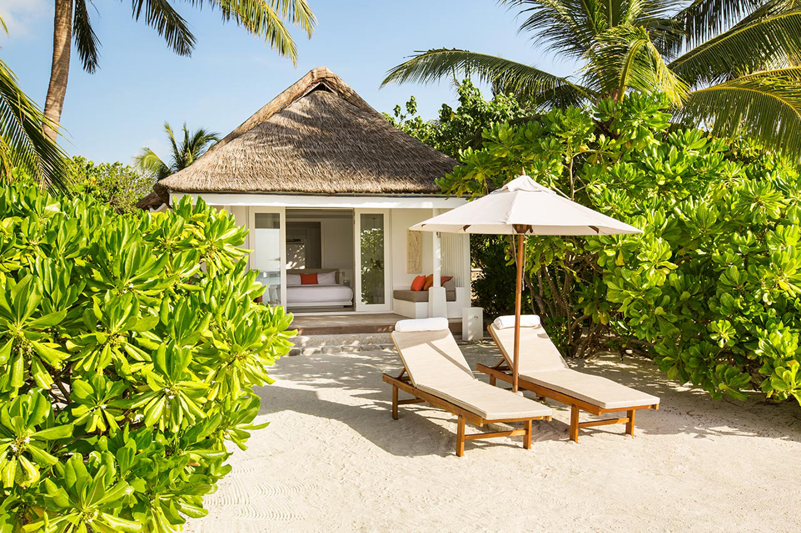 Indian Ocean, Maldives, LUX* South Ari Atoll Resort & Villas, Villa loungers