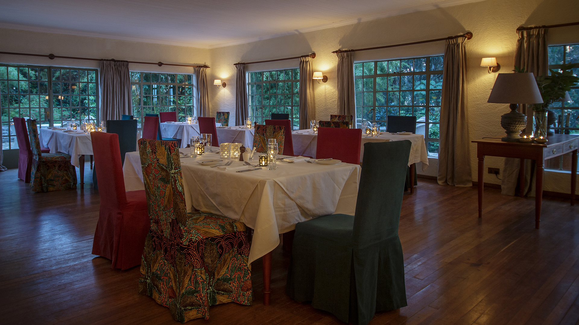  Africa, Rwanda, Sabyinyo, Dining