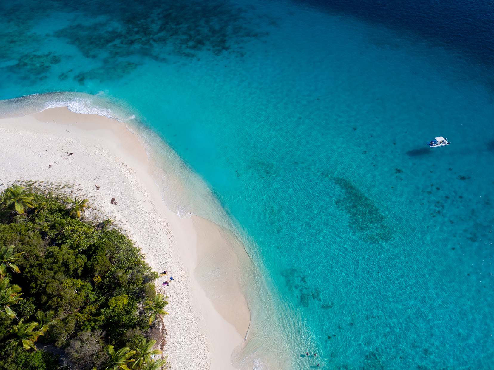 Caribbean & Mexico, British Virgin Islands, Aerial view of a yacht beside an island