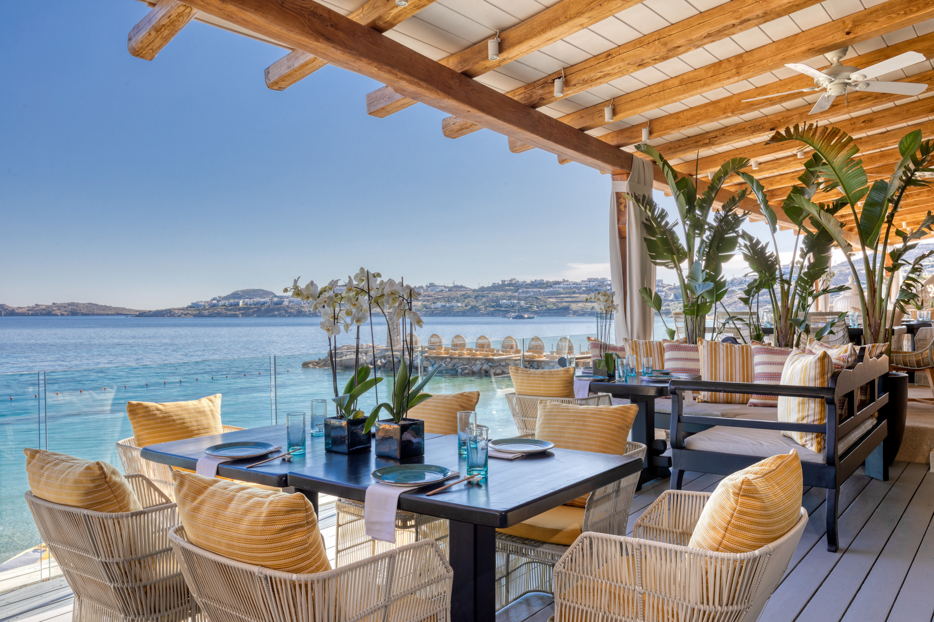Europe, Greece, Santa Marina, A Luxury Collection Resort, Mykonos, Beach bar