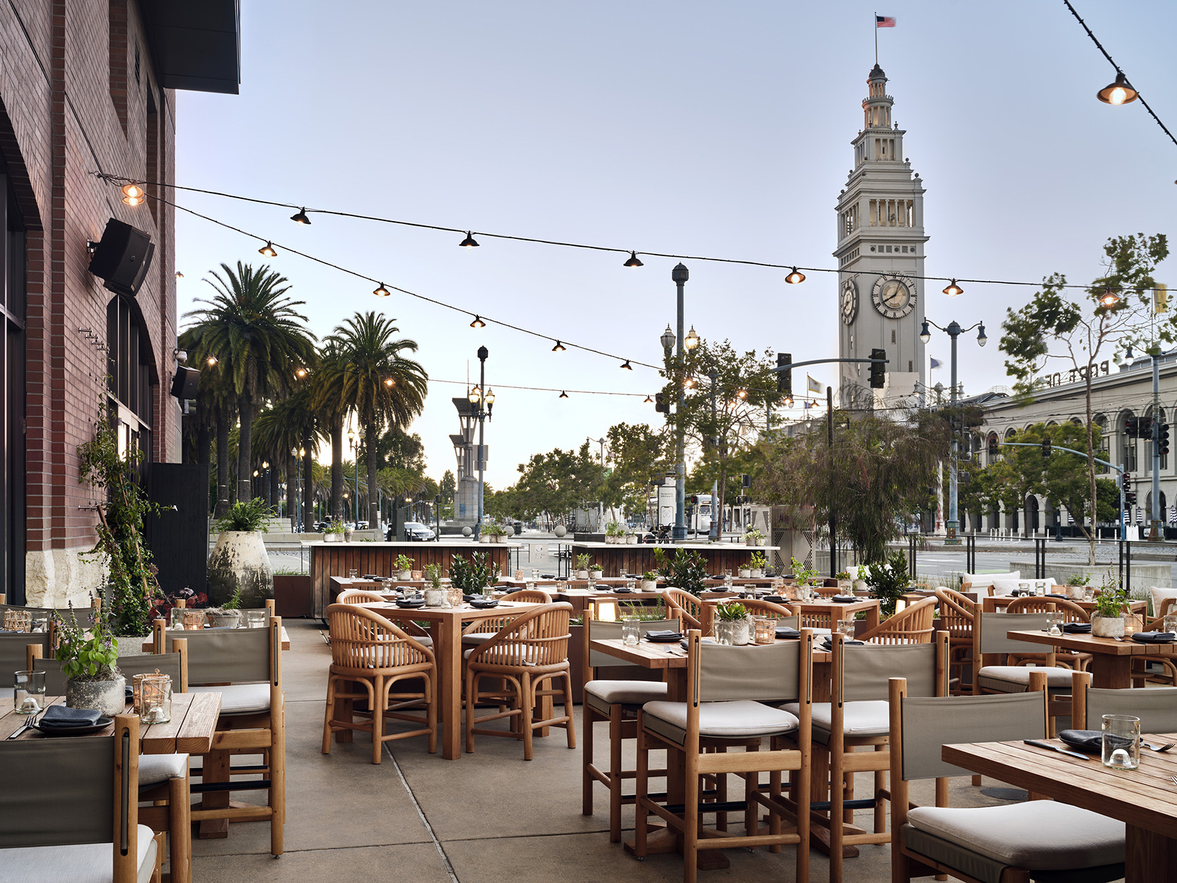 North America, USA, California, 1 Hotel San Francisco, Restaurant Terrene Patio