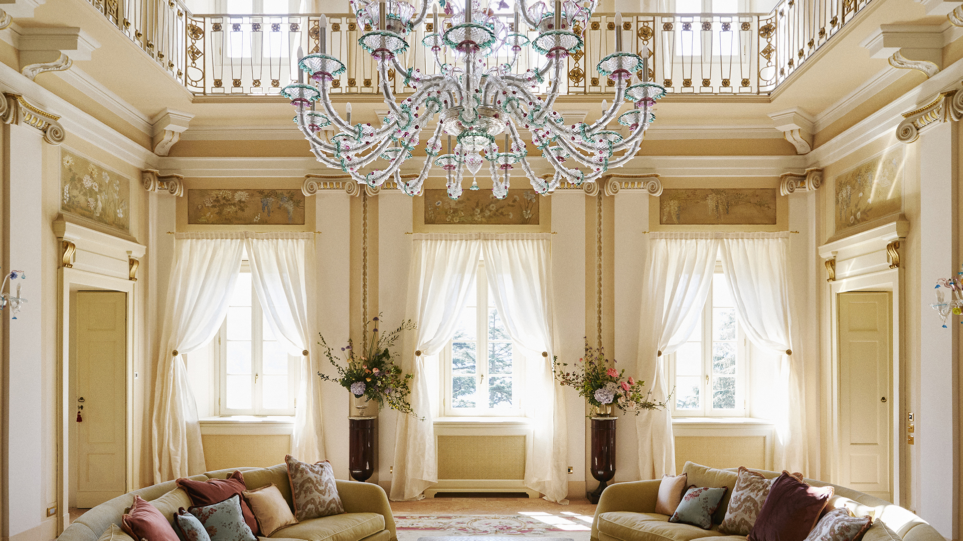  Europe, Italy, Como, Passalacqua, Suite Bellini in the Villa