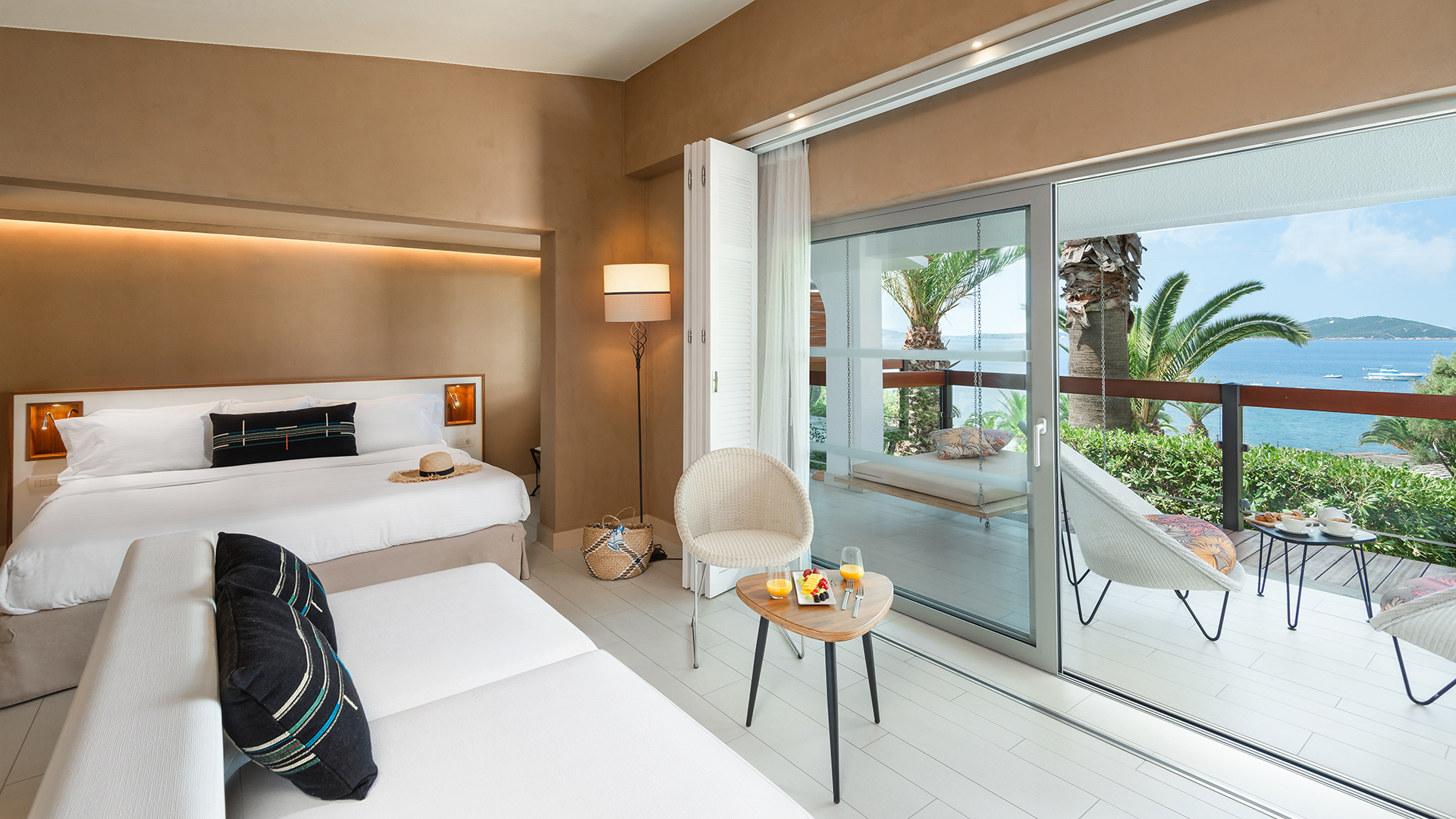 Europe, Greece, Halkidiki, Eagles Palace, Bungalow sea view