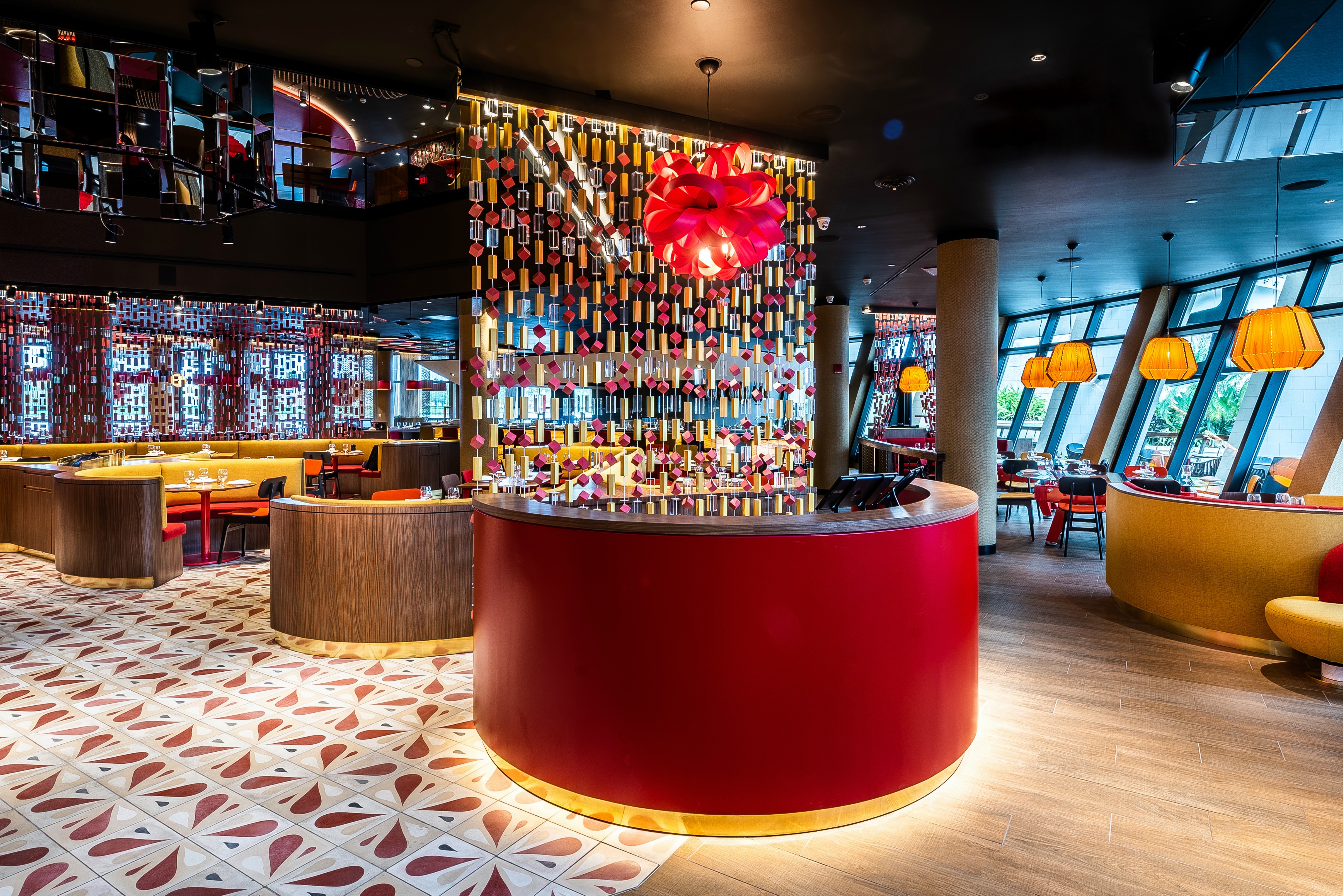 Arabia, Dubai, Atlantis The Royal, Jaleo restaurant by José Andrés