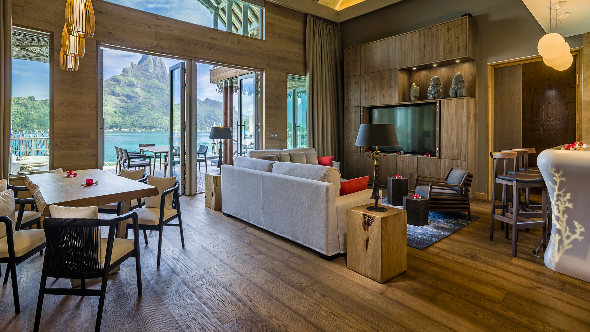  Worldwide, French Polynesia, Intercontinental Bora Bora Resort Thalasso Spa, Teremoana Lounge