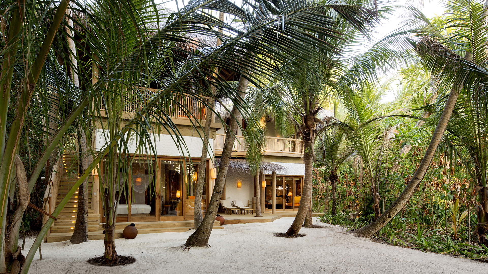 Indian Ocean, Maldives, Soneva Fushi, Villa suite exterior