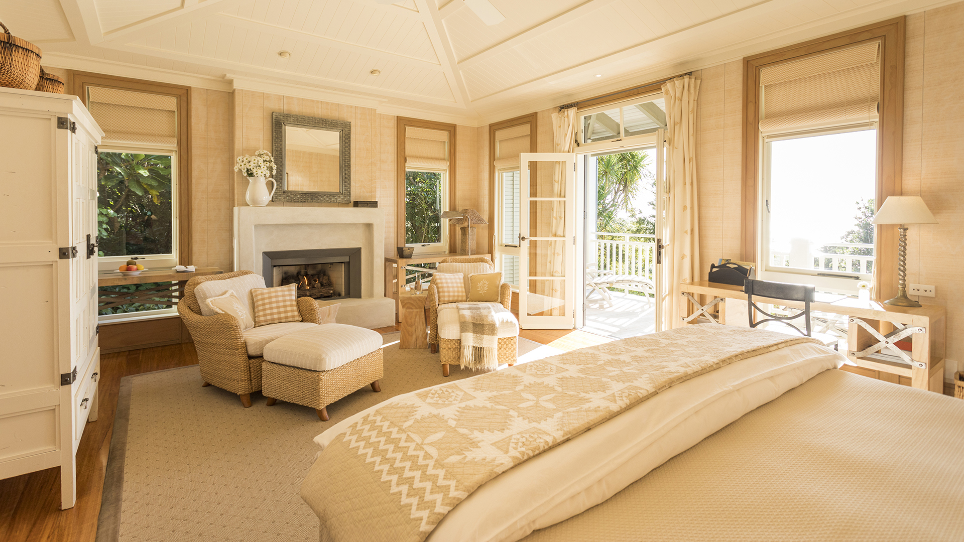  Worldwide, New Zealand, The Lodge at Kauri Cliffs, Deluxe suite