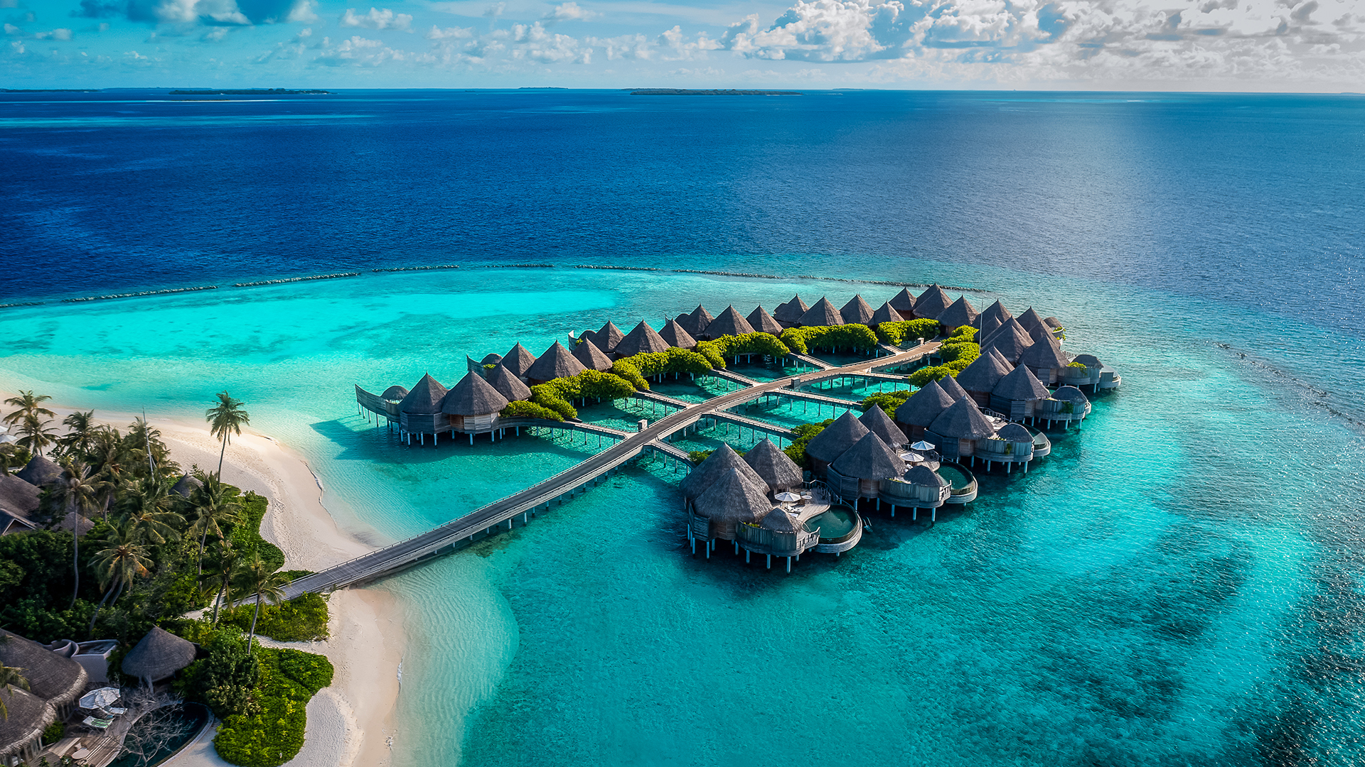 Caribbean & Mexico, Antigua, the view from hermitage bay of ocean houses and residences