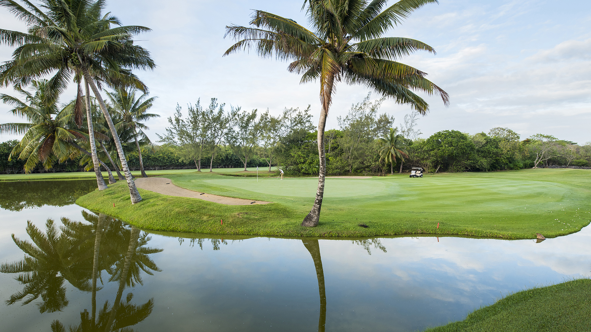 Indian Ocean & Arabia, Mauritius, Constance Belle Mare Plage, Golf Course
