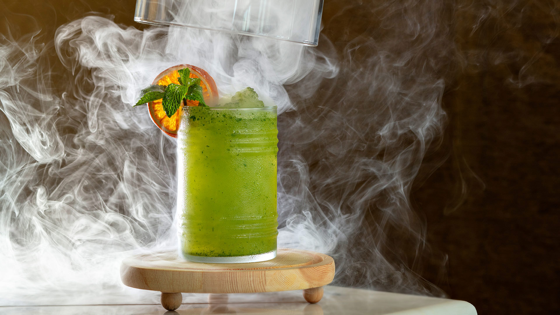 Indian Ocean, Arab Emirates, Abu Dhabi, The St. Regis Saadiyat Island Resort, Close up drink Buddha Bar