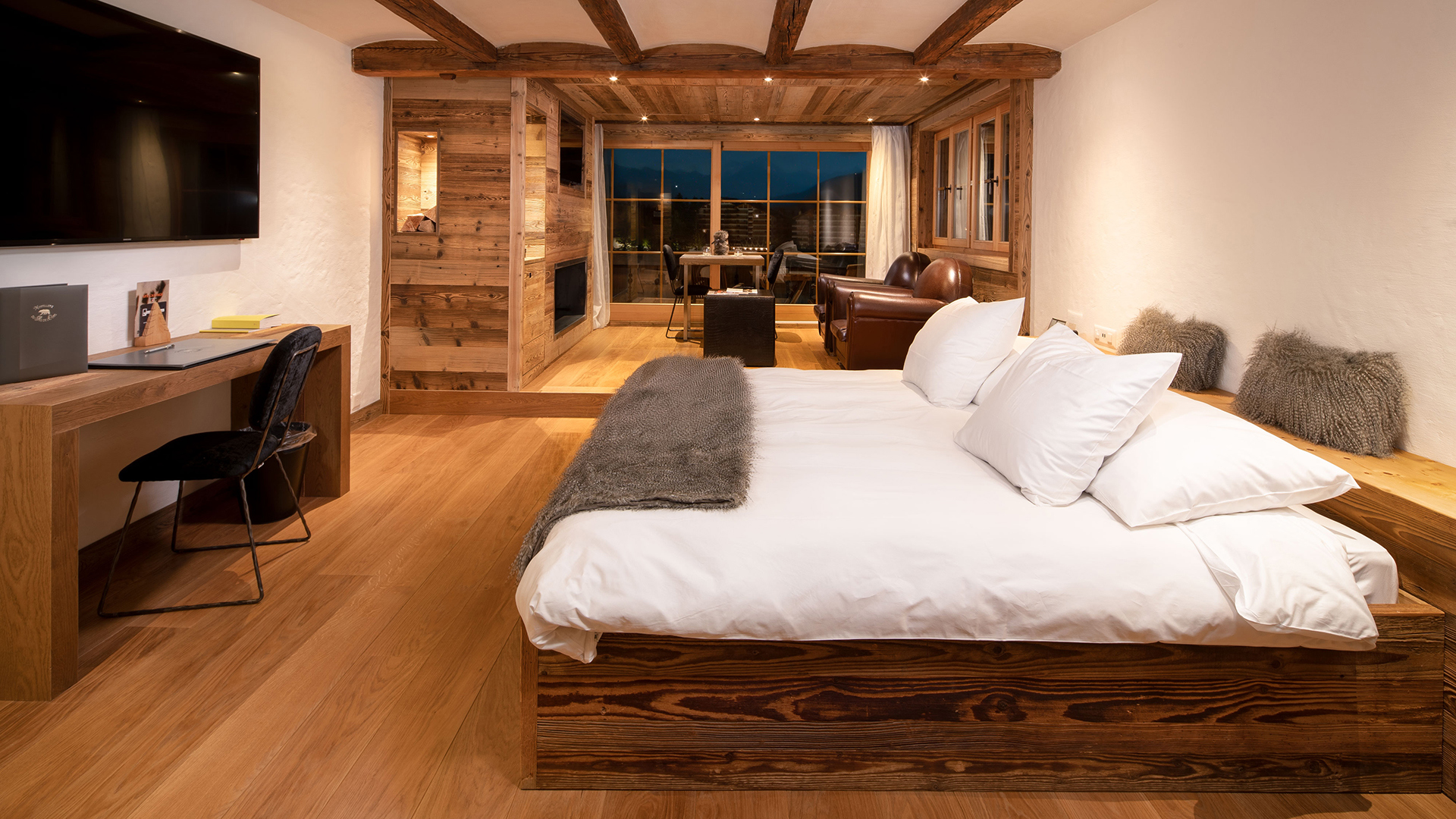 Ski & snow, Switzerland, Pas de l'Ours, Suite Bed