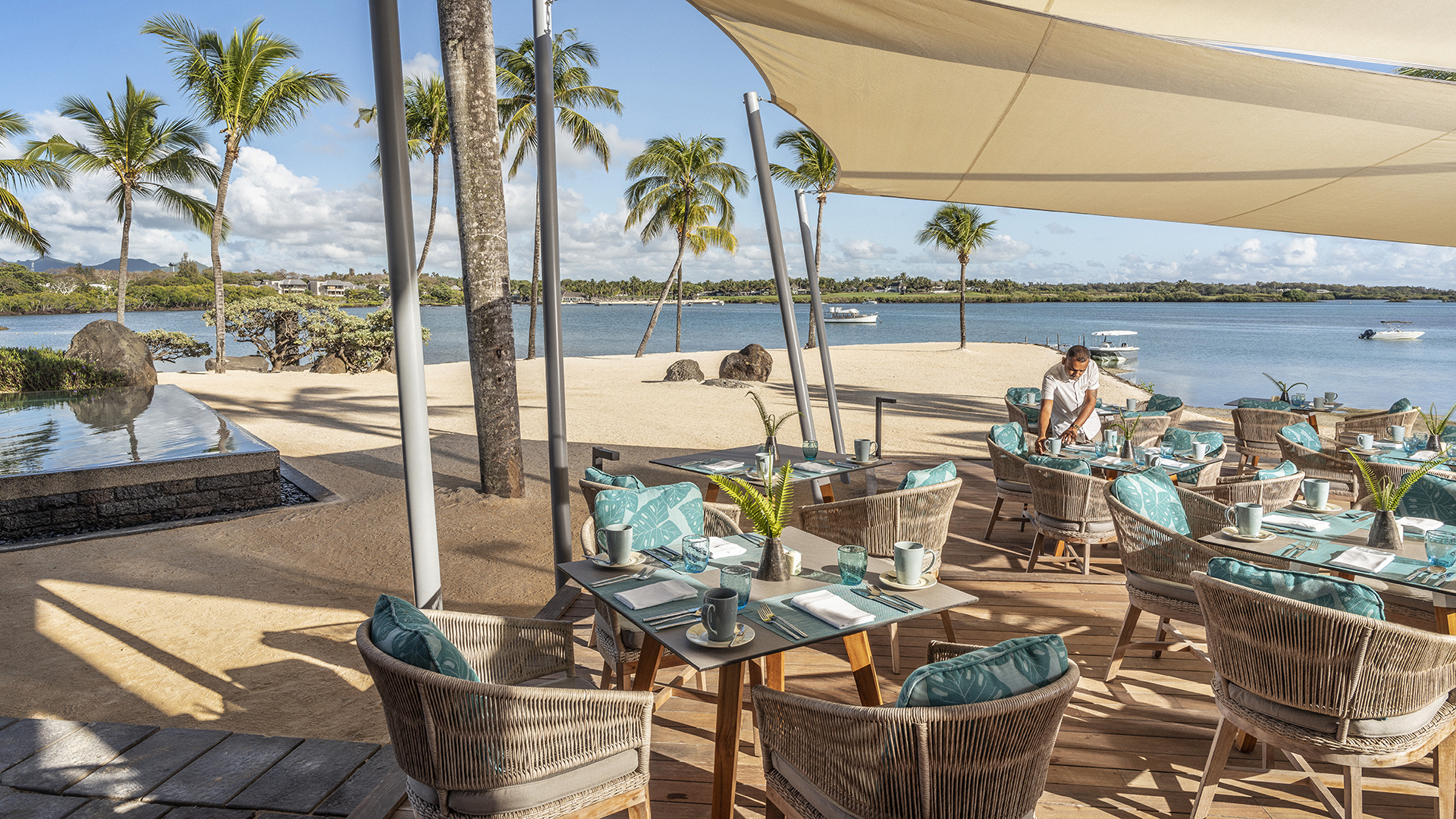Indian Ocean, Mauritius, Four Seasons Mauritius at Anahita, Dining